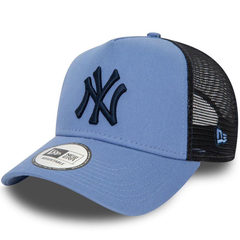 New Era Mens New York Yankees League Essentials Snapback Trucker