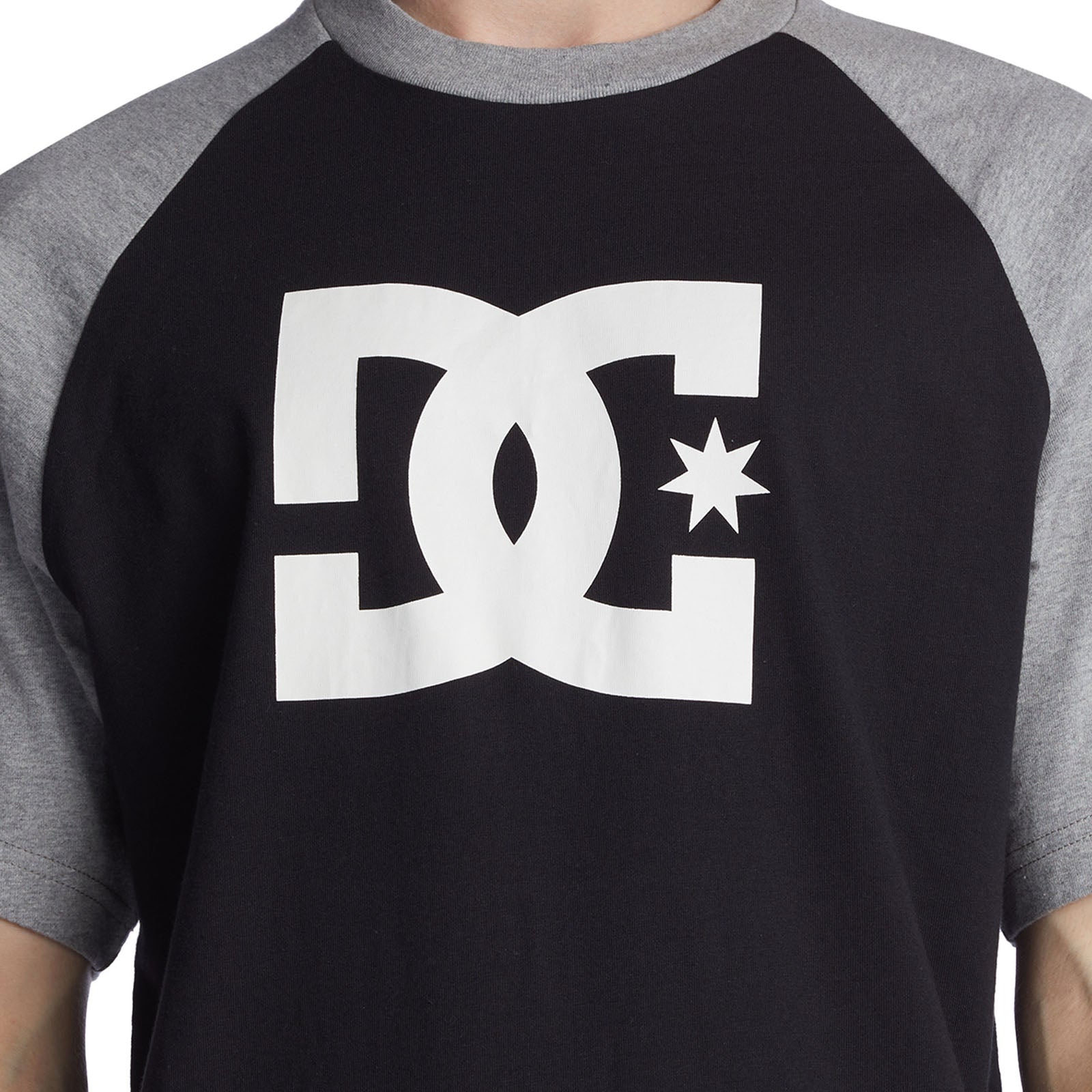 DC Comics Logo / Entertainment