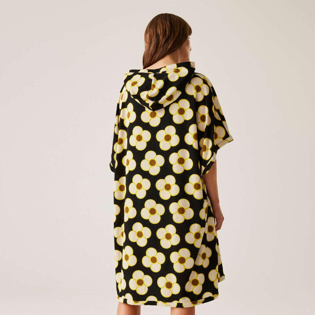 Spinning Flower Black